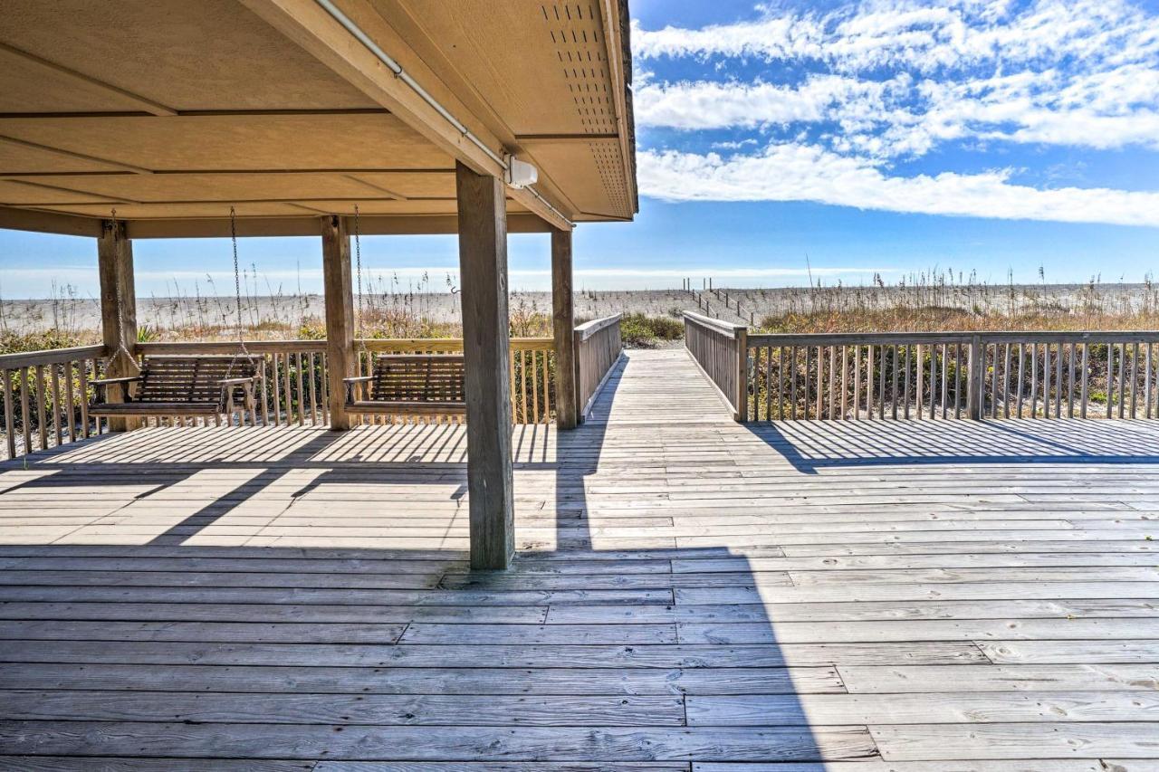 Oak Island Beachfront Condo With Community Pool Exteriér fotografie