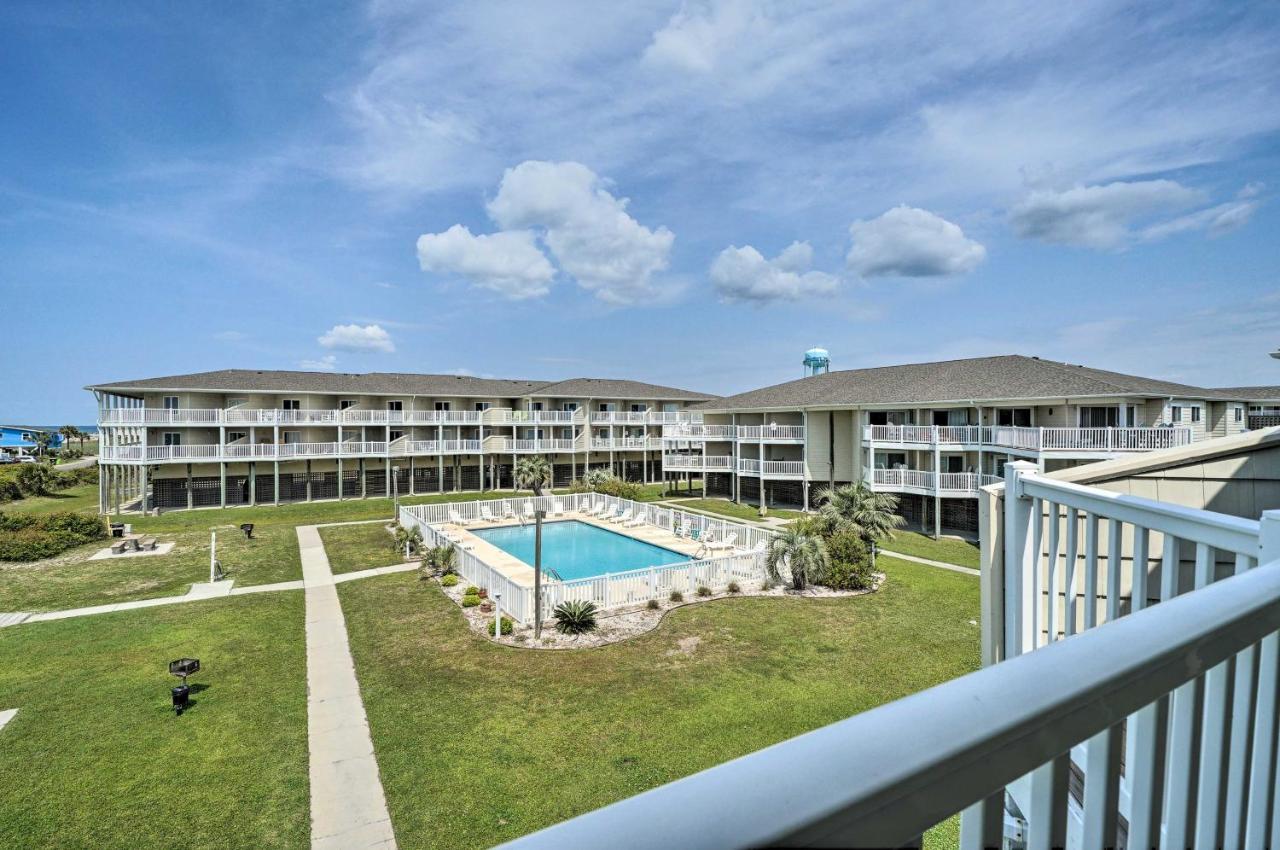 Oak Island Beachfront Condo With Community Pool Exteriér fotografie